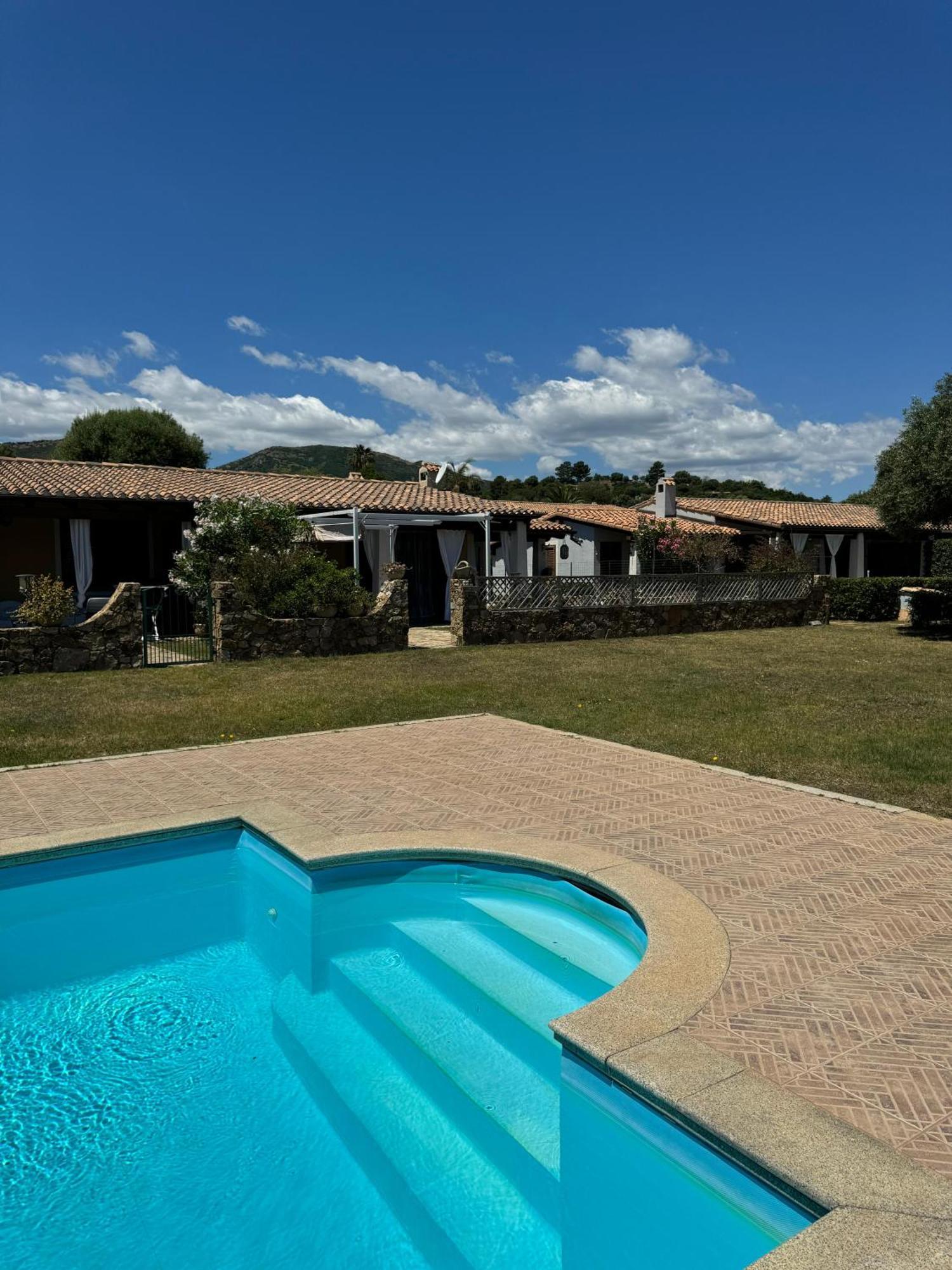 Casa Vacanze Con Piscina E Vista Mare Esclusiva Per Coppie E Famiglie, Relax E Tranquillita Tertenia Exterior photo